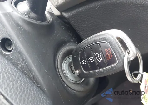 2017 Hyundai Santa Fe Sport 2.4L from USA, damaged, VIN 5NMZT3LB7HH033876